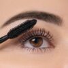 Website format JPG-2069.1_Volume-Supreme-Mascara_Person-1